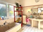Charmantes Einfamilienhaus mit Garten in ruhiger Wohnlage - Badezimmer.jpeg