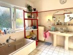 Charmantes Einfamilienhaus mit Garten in ruhiger Wohnlage - bezugsfrei! - Badezimmer.jpeg