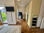 Modernes Einfamilienhaus in begehrter Lage – Neuwertig, exklusiv ausgestattet mit Sauna - Schlafzimmer..jpg