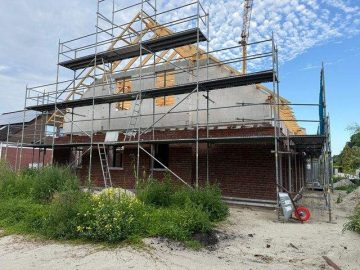 Energieeffizient & rentabel: MFH mit 4 Wohneinheiten (KfW 40), 26842 Ostrhauderfehn, Mehrfamilienhaus