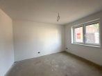 Moderne 3-Zimmer-Wohnung mit Terrasse und separatem Eingang - Schlafzimmer.jpg