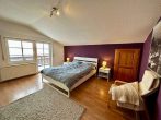 Vielseitige Gewerbeimmobilie | Wohnhaus mit großem Reitstall und Reitplatz | vielfältige Nutzungsmöglichkeiten - Schlafzimmer.jpg