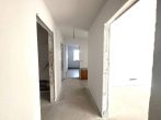 Attraktive 3-Zimmer-Wohnung mit Stellplatz und Balkon - Erstbezug! - Flur.jpg