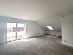 Moderne 2-Zimmer-Wohnung mit sonnigem Balkon im Erstbezug - Wohnzimmer.jpg