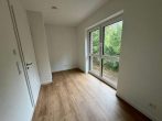 Moderne 2-Zimmer-Neubauwohnung mit Balkon und Stellplatz - Schlafzimmer..jpg