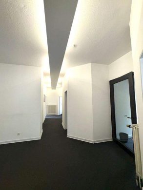 Vielseitig nutzbare Gewerbefläche in attraktiver Sichtlage – ideal als Büro oder Praxis!, 26133 Oldenburg, Bürofläche